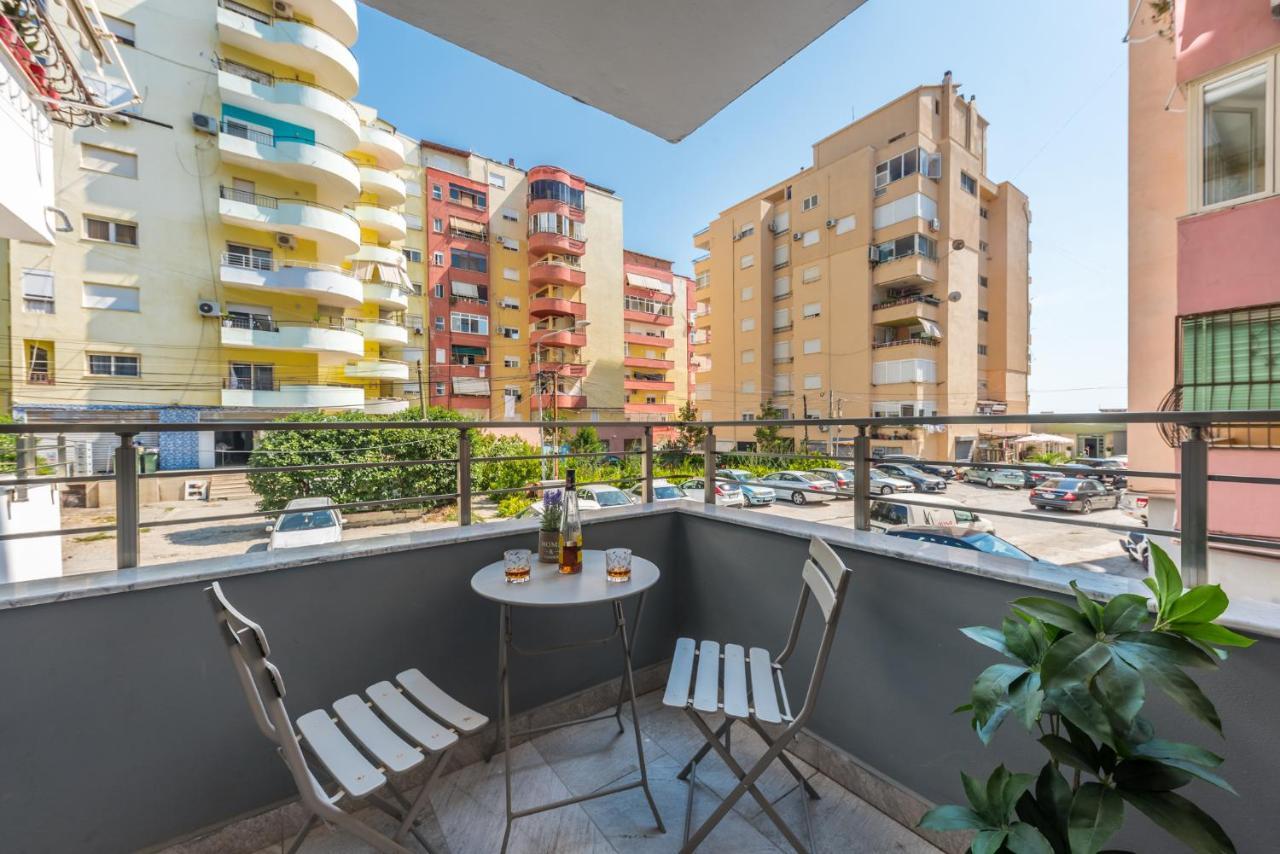 Dream Apartment - Fully Equipped Durrës Esterno foto